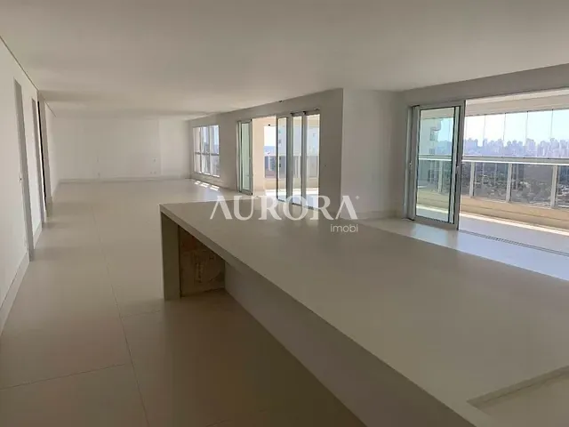 Apartamento com 662m² 4 quartos e 6 banheiros, à venda, no bairro Bela Suiça em Londrina