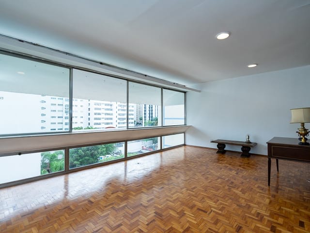Apartamento com 195m² 3 quartos e 3 banheiros, à venda, no bairro Cerqueira César em São Paulo