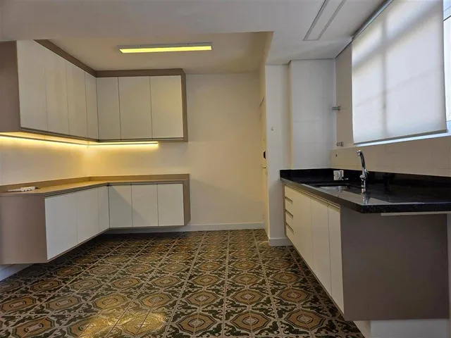 Apartamento com 180m² 3 quartos e 2 banheiros, à venda ou para alugar, no bairro Cerqueira César em São Paulo