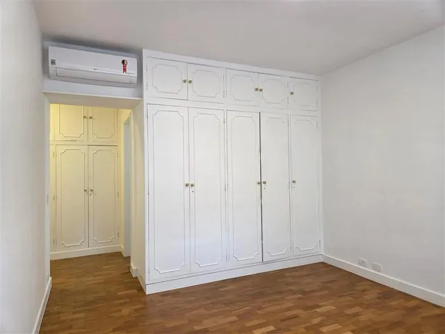 Apartamento com 180m² 3 quartos e 2 banheiros, à venda ou para alugar, no bairro Cerqueira César em São Paulo
