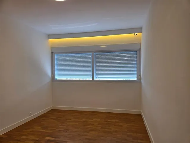 Apartamento com 180m² 3 quartos e 2 banheiros, à venda ou para alugar, no bairro Cerqueira César em São Paulo