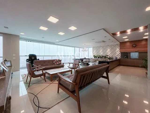 Apartamento 4 quartos e 5 banheiros, à venda, no bairro Guanabara em Londrina