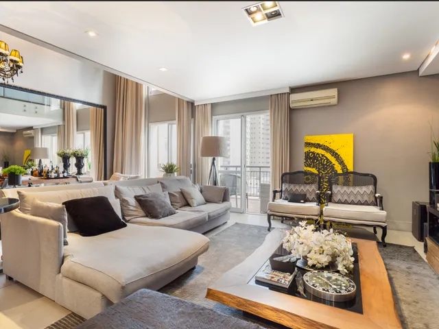 Apartamento com 163m² 2 quartos e 3 banheiros, à venda, no bairro Vila Uberabinha em São Paulo