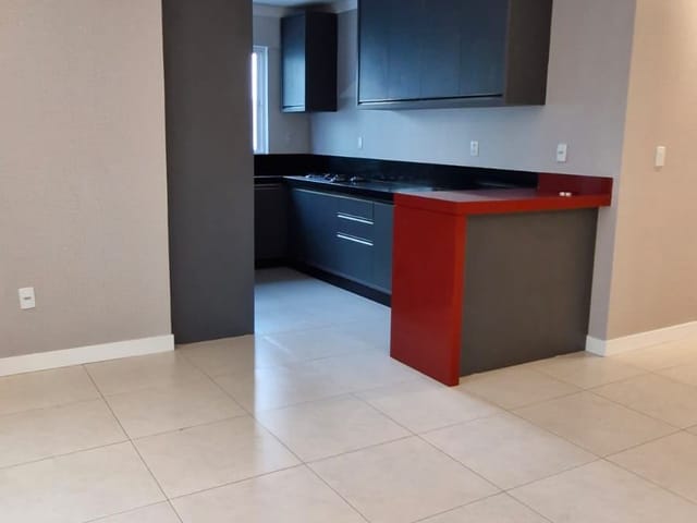 Apartamento com 175m² 4 quartos e 5 banheiros, à venda, no bairro Meia Praia em Itapema