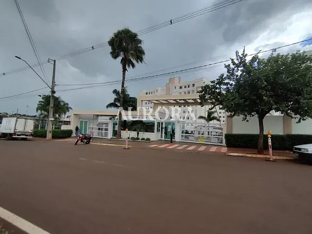 Apartamento com 55m² 2 quartos e 1 banheiro, à venda, no bairro Conjunto Habitacional Doutor Farid Libos em Londrina