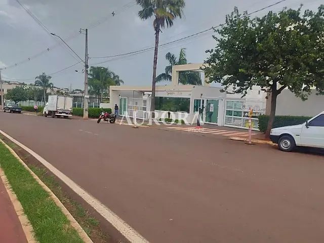 Apartamento com 55m² 2 quartos e 1 banheiro, à venda, no bairro Conjunto Habitacional Doutor Farid Libos em Londrina