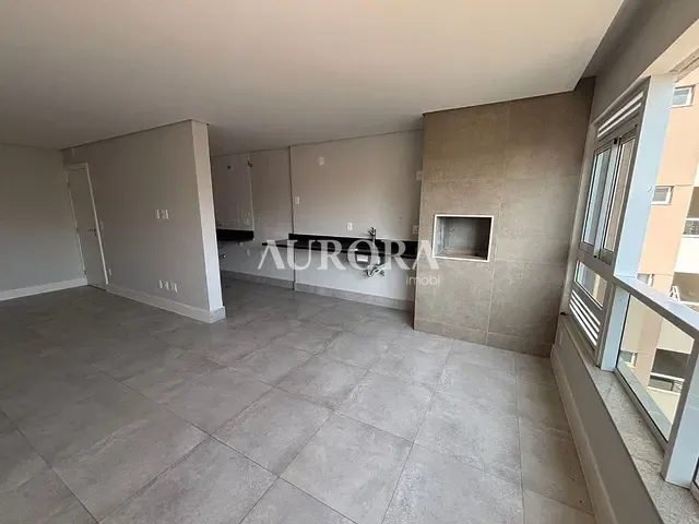 Apartamento 2 quartos e 2 banheiros, à venda, no bairro Jardim Higienopolis em Londrina