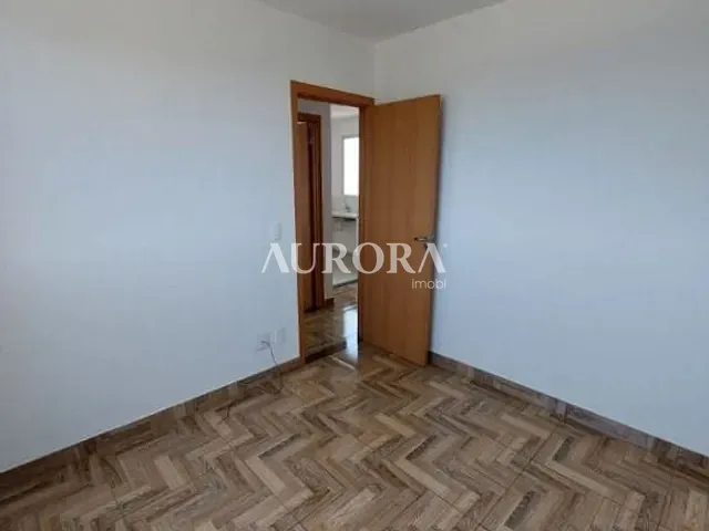 Apartamento com 44m² 2 quartos e 1 banheiro, à venda, no bairro Pioneiros em Londrina