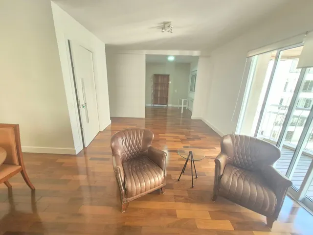 Apartamento com 130m² 3 quartos e 3 banheiros, à venda ou para alugar, no bairro Jardim Paulista em São Paulo