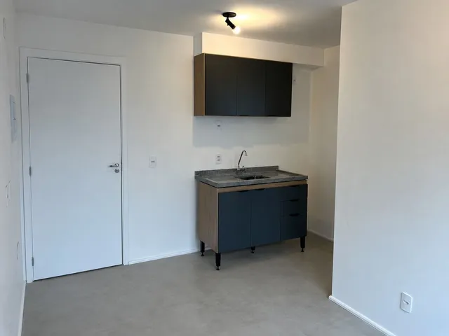 Apartamento com 25m² 1 quarto e 1 banheiro, para alugar, no bairro Barra Funda em São Paulo