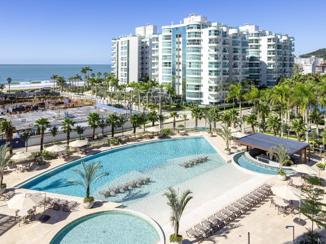 Apartamento com 180m² 4 quartos e 5 banheiros, à venda, no bairro Praia Brava de Itajaí em Itajaí