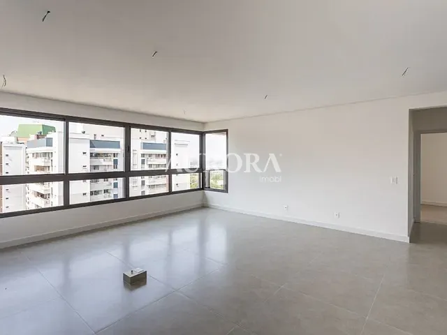 Apartamento com 250m² 2 quartos e 3 banheiros, à venda, no bairro Gleba Palhano em Londrina