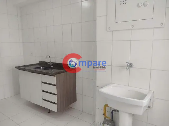 Apartamento 2 quartos e 1 banheiro, à venda, no bairro Jardim Flor da Montanha em Guarulhos