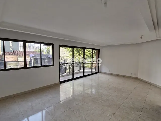 Apartamento com 221m² 3 quartos e 5 banheiros, à venda, no bairro Centro em Campinas