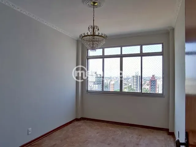 Apartamento com 194m² 4 quartos e 2 banheiros, à venda, no bairro Centro em Campinas