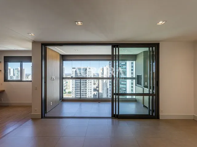 Apartamento com 205m² 2 quartos e 3 banheiros, para alugar, no bairro Gleba Palhano em Londrina