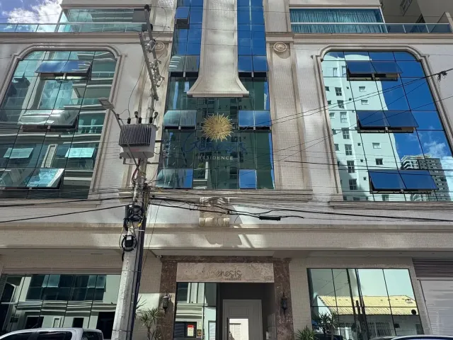 Apartamento com 152m² 4 quartos e 5 banheiros, à venda, no bairro Meia Praia em Itapema