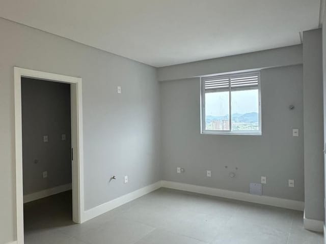 Foto do Apartamento - Apartamento à venda, Meia Praia, Itapema, SC | Interpraias Imóveis