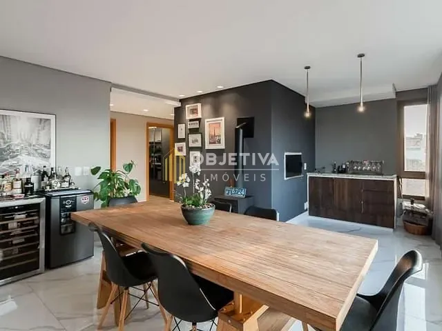 Apartamento 3 quartos e 4 banheiros, à venda, no bairro Auxiliadora em Porto Alegre
