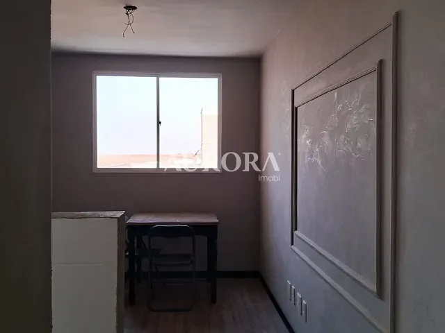 Apartamento com 60m² 2 quartos e 1 banheiro, à venda, no bairro Cidade Industrial II em Londrina