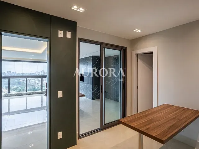 Apartamento com 270m² 3 quartos e 5 banheiros, à venda ou para alugar, no bairro Gleba Fazenda Palhano em Londrina