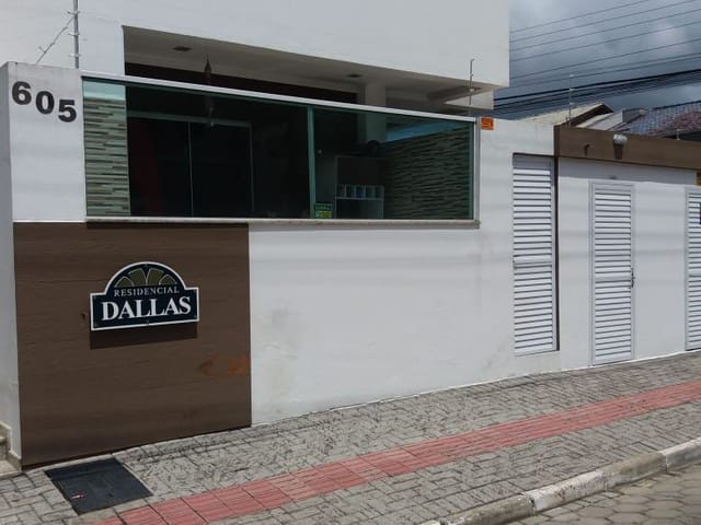 Apartamento com 69m² 2 quartos e 2 banheiros, à venda, no bairro Centro em Camboriú