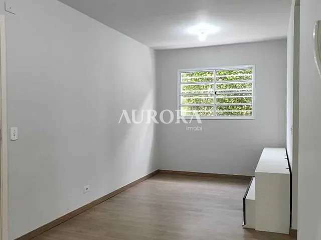 Apartamento com 70m² 2 quartos e 1 banheiro, à venda, no bairro Ouro Verde em Londrina