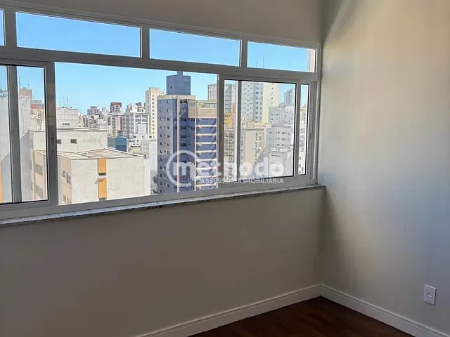 Apartamento com 97m² 2 quartos e 3 banheiros, à venda, no bairro Centro em Campinas