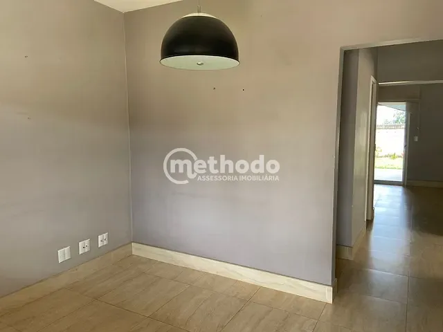 Casa 3 quartos e 4 banheiros, à venda, no bairro Parque Xangrilá em Campinas