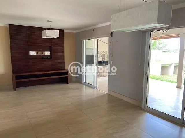 Casa 3 quartos e 4 banheiros, à venda, no bairro Parque Xangrilá em Campinas