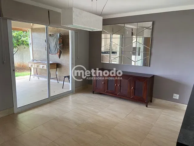 Casa 3 quartos e 4 banheiros, à venda, no bairro Parque Xangrilá em Campinas
