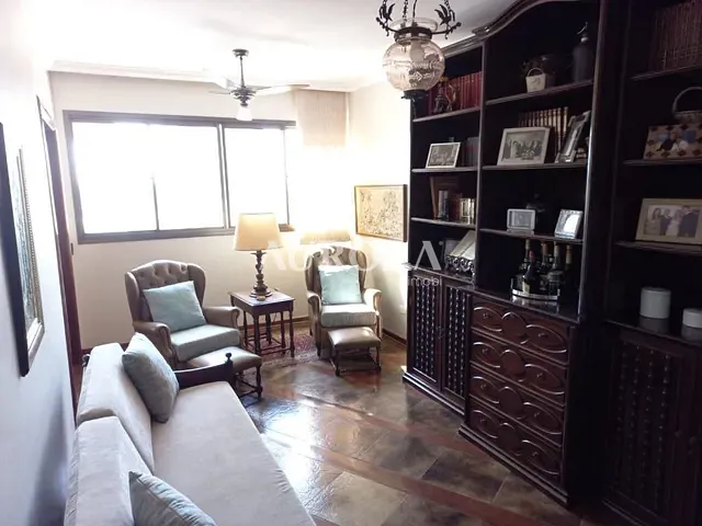 Apartamento com 209m² 3 quartos e 2 banheiros, à venda, no bairro Centro em Londrina