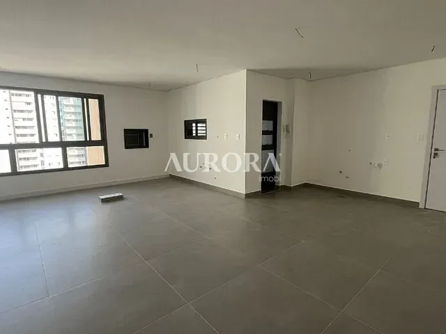 Apartamento com 250m² 3 quartos e 5 banheiros, à venda, no bairro Gleba Palhano em Londrina