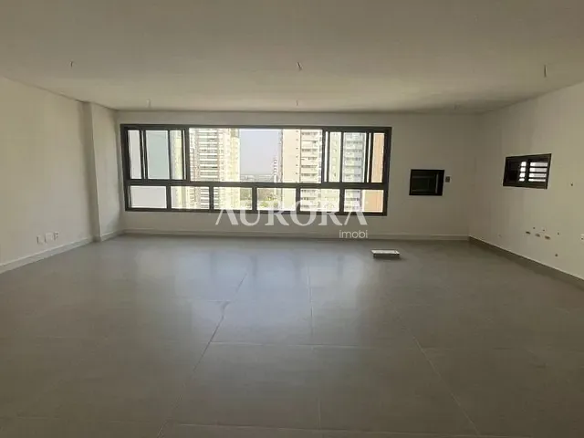 Apartamento com 250m² 3 quartos e 5 banheiros, à venda, no bairro Gleba Palhano em Londrina