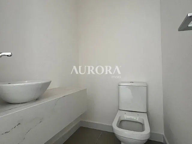 Apartamento com 250m² 3 quartos e 5 banheiros, à venda, no bairro Gleba Palhano em Londrina