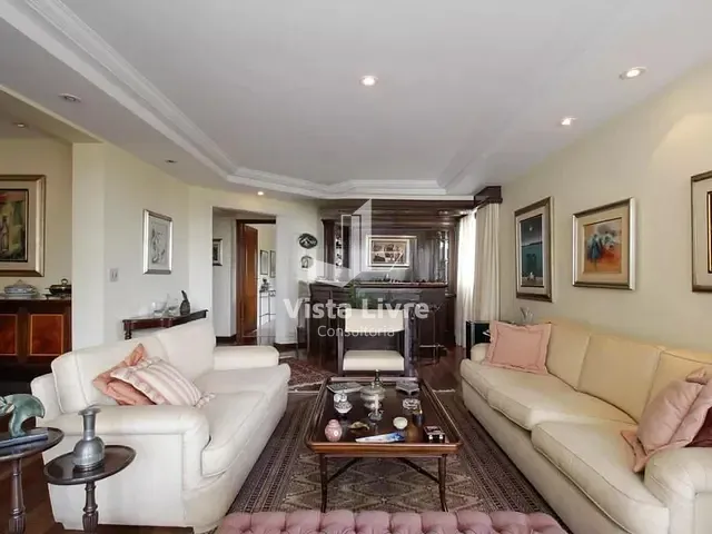 Apartamento com 200m² 4 quartos e 2 banheiros, à venda, no bairro Vila Madalena em São Paulo