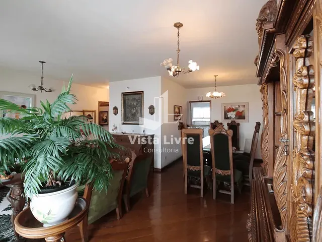 Apartamento com 171m² 4 quartos e 2 banheiros, à venda, no bairro Vila Ipojuca em São Paulo