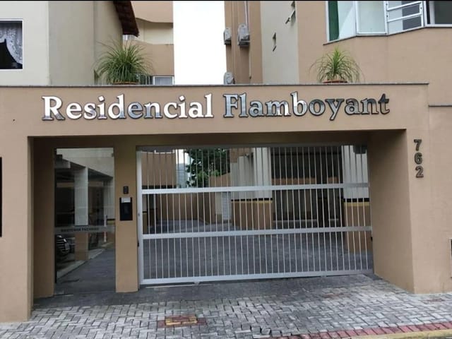 Apartamento com 84m² 2 quartos e 2 banheiros, à venda, no bairro Meia Praia em Itapema