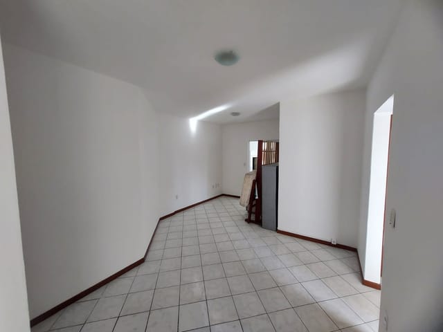 Apartamento com 84m² 2 quartos e 2 banheiros, à venda, no bairro Meia Praia em Itapema