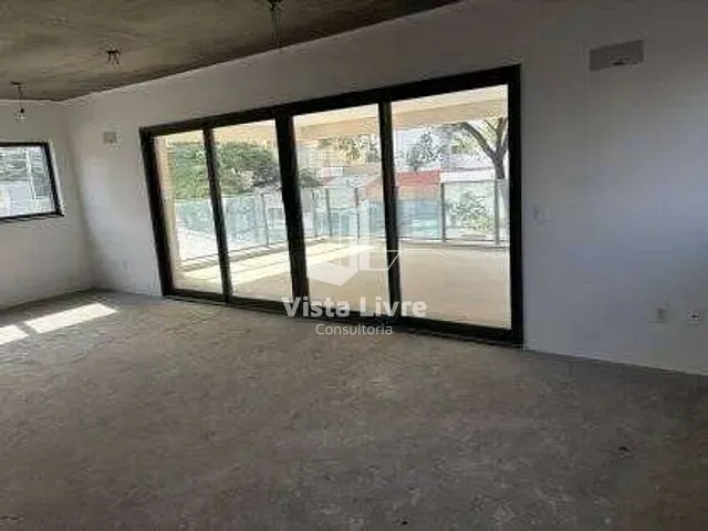 Apartamento com 246m² 4 quartos e 5 banheiros, à venda, no bairro Itaim Bibi em São Paulo