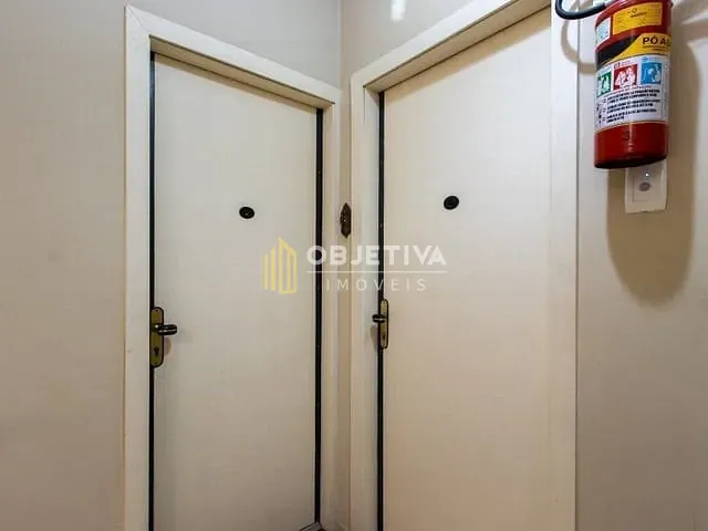 Apartamento 3 quartos e 1 banheiro, à venda, no bairro Santana em Porto Alegre