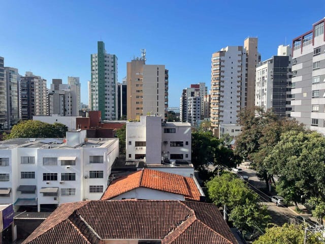 Foto do Apartamento - Excelente oportunidade 4 quartos / 4 Suítes na melhor rua da Praia do Canto. | Vitoria Imóveis