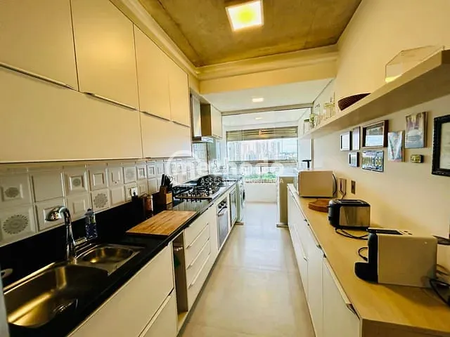Apartamento com 70m² 1 quarto e 1 banheiro, à venda, no bairro Cambuí em Campinas
