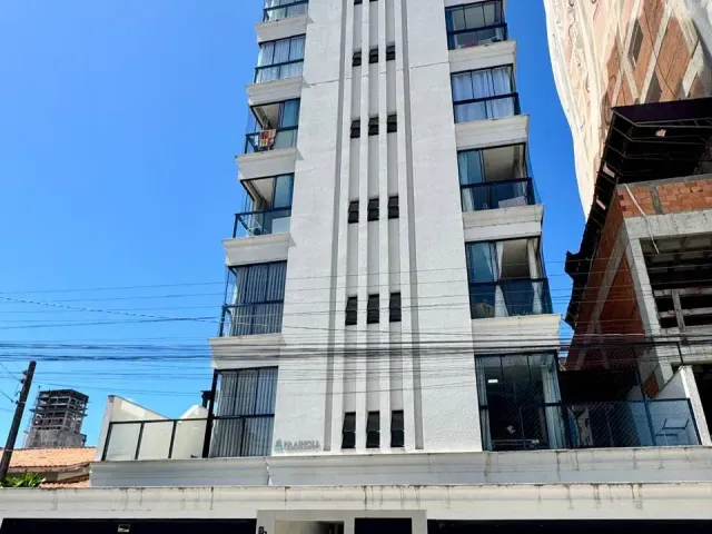 Apartamento com 78m² 2 quartos e 3 banheiros, à venda, no bairro Balneário Pereque em Porto Belo