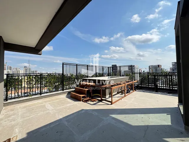 Cobertura / Penthouse com 222m² 3 quartos e 4 banheiros, à venda, no bairro Sumaré em São Paulo