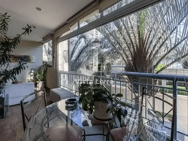 Apartamento com 130m² 4 quartos e 3 banheiros, à venda, no bairro Vila Romana em São Paulo