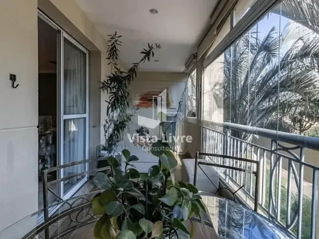 Apartamento com 130m² 4 quartos e 3 banheiros, à venda, no bairro Vila Romana em São Paulo