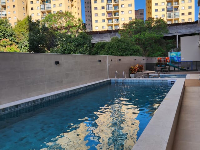 Foto do Apartamento - Vitoria imóveis - Apartamento com 3 quartos sendo 1 suite e com varanda para locação em Barro Vermelho, Vitória, ES | Vitoria Imóveis