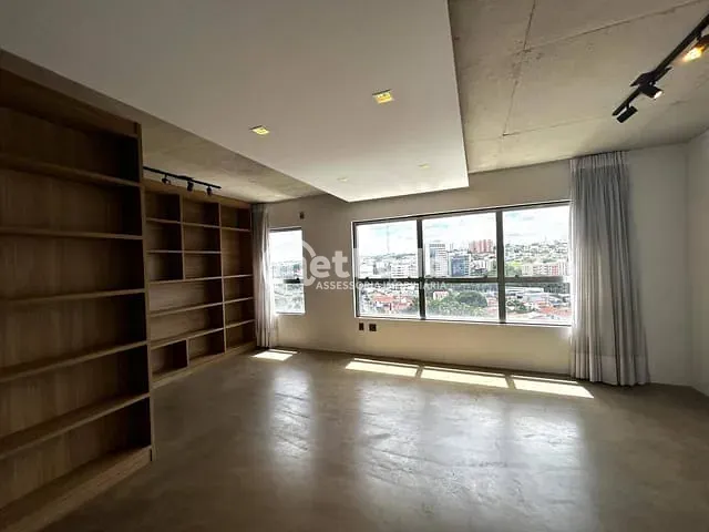 Apartamento 1 quarto e 1 banheiro, à venda, no bairro Cambuí em Campinas