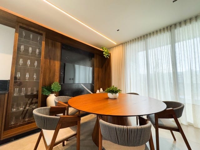 Apartamento com 85m² 3 quartos e 3 banheiros, à venda, no bairro Pereque em Porto Belo